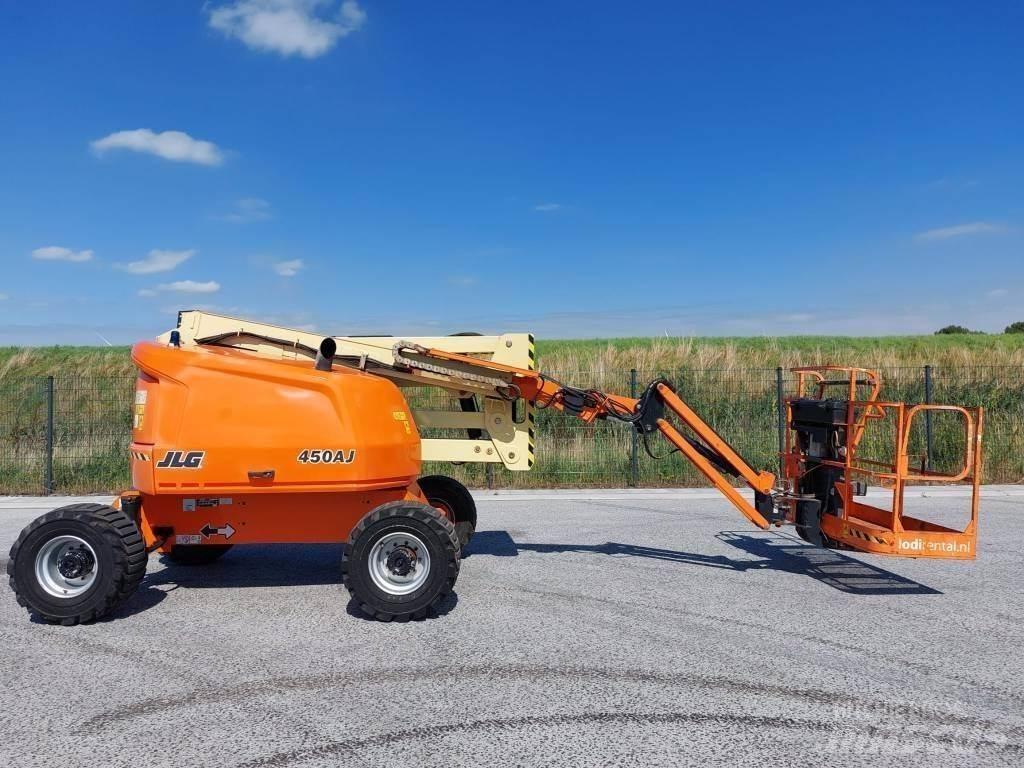 JLG 450 AJ Zglobne dvižne ploščadi