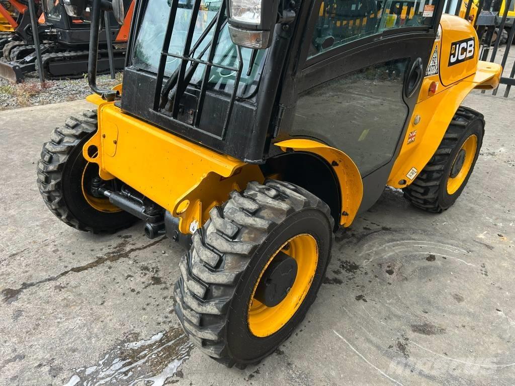JCB 520-40 Teleskopski viličarji
