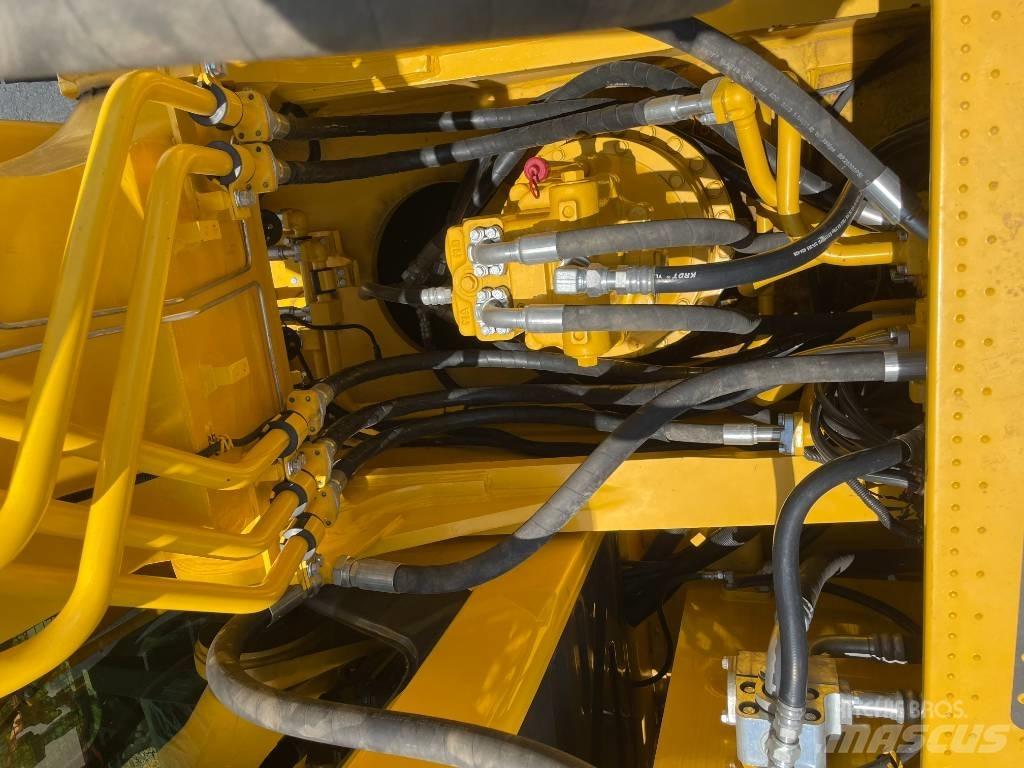 Komatsu PC 400 Bagri goseničarji