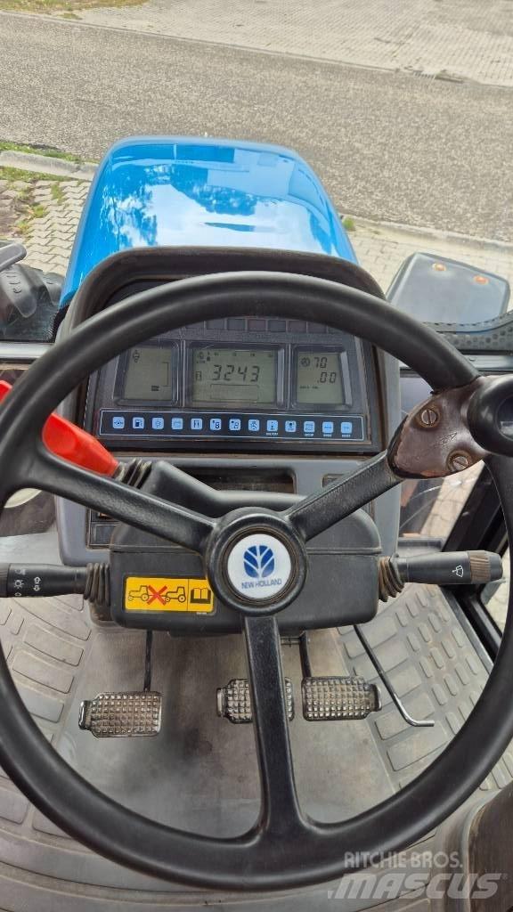 New Holland 8160 RC Traktorji