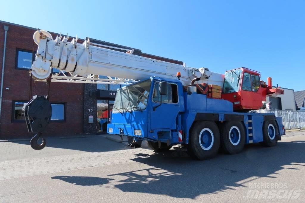 Liebherr LTM 1050-1 Rabljeni žerjavi za vsak teren