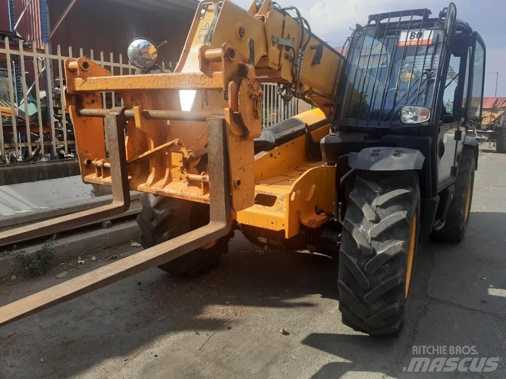 JCB 535-95 Kmetijski teleskopski nakladalci