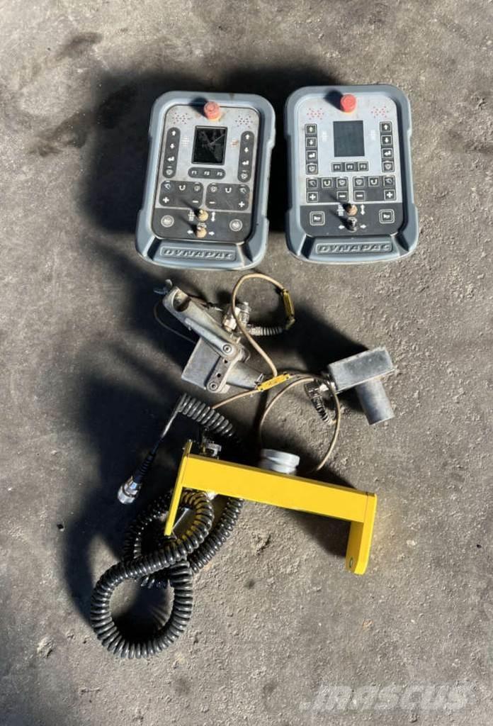 Dynapac SD 1800 W Asfaltni finišerji