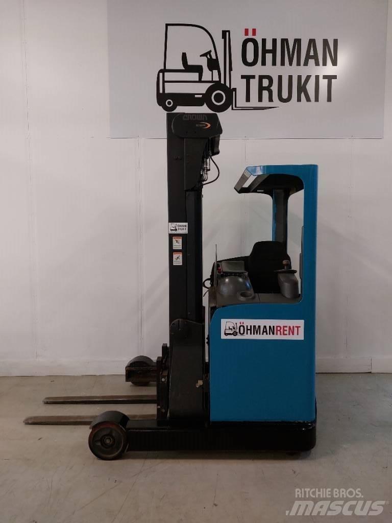 Crown ESR 4500 Viličarji s pomičnim teleskopom