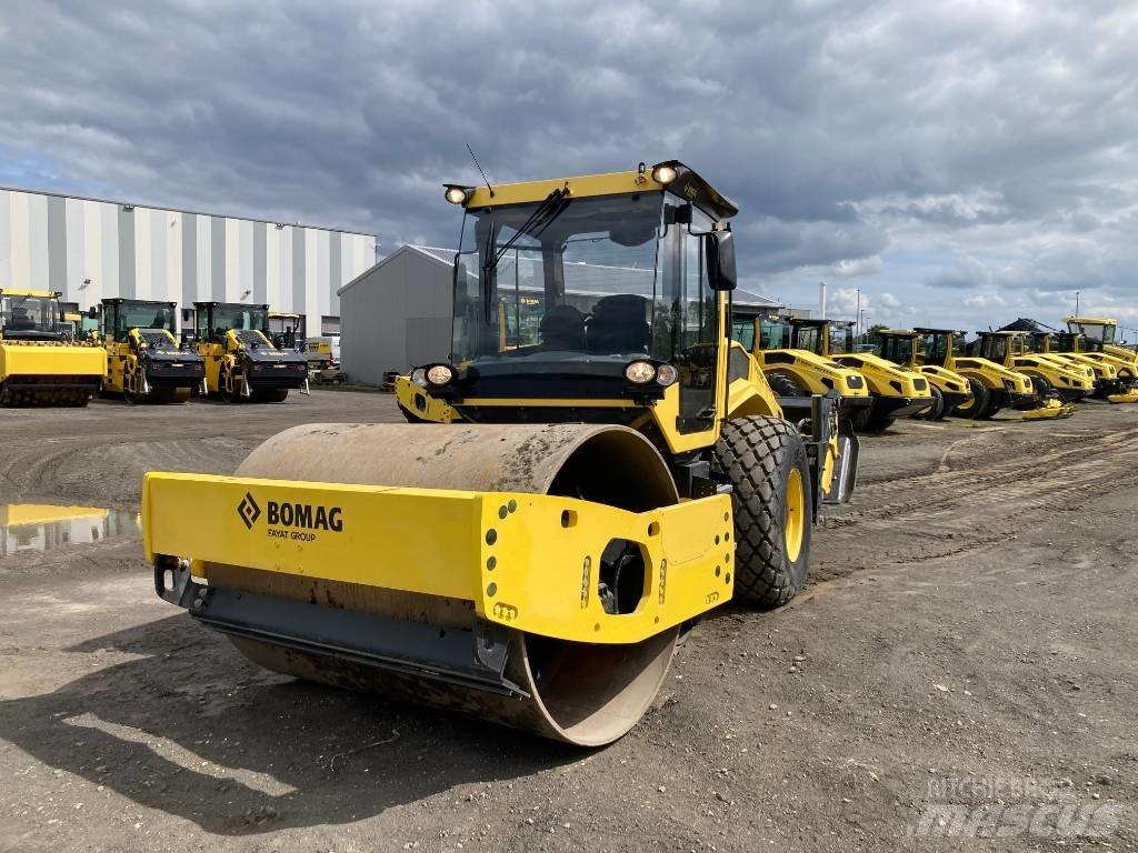 Bomag BW 213 DH-5 Kompaktorji tal