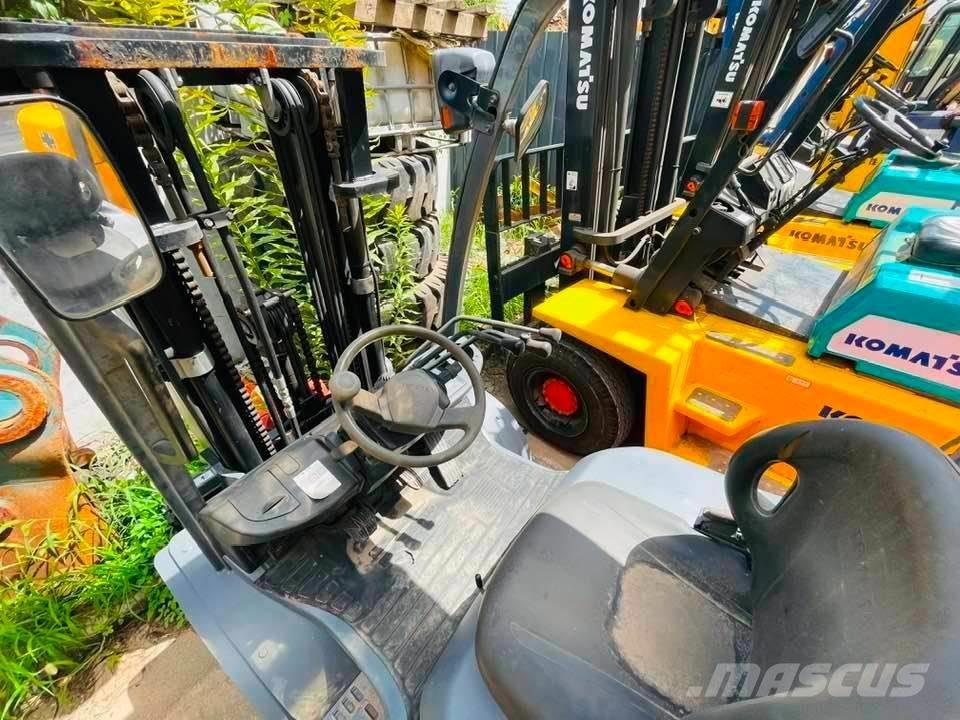 Toyota FB30-7 Električni viličarji