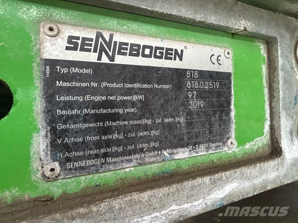 Sennebogen 818 Bagri za prekladanje primarnih/sekundarnih surovin