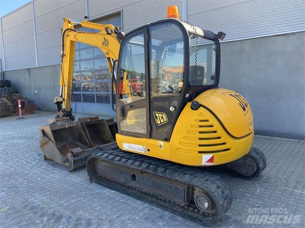 JCB 8060 Bagri na kolesih