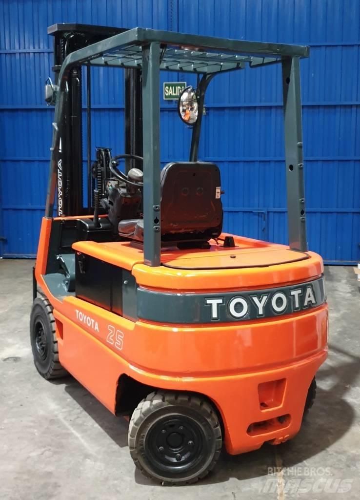 Toyota FBM 25 Električni viličarji