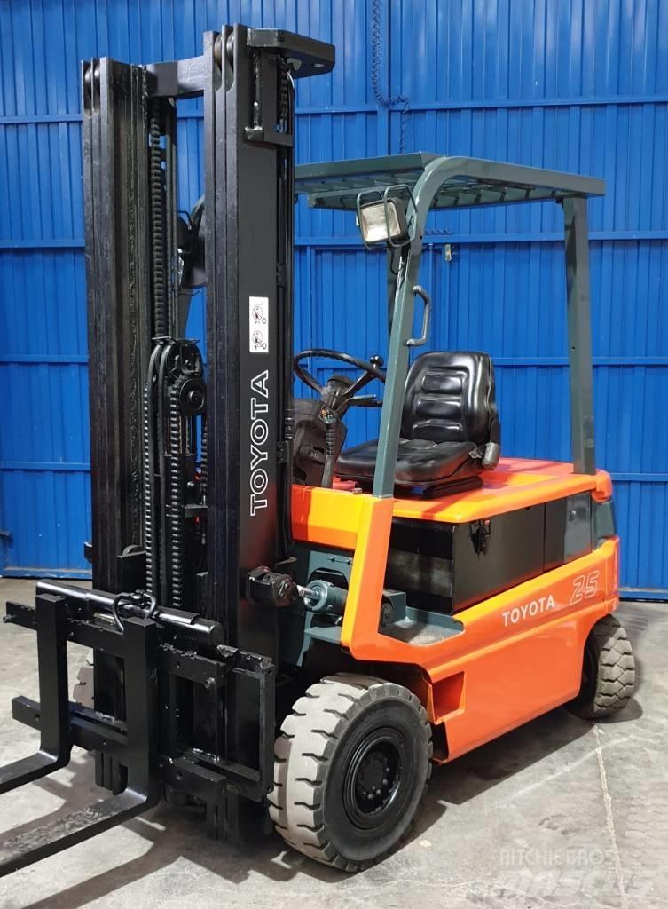 Toyota FBM 25 Električni viličarji