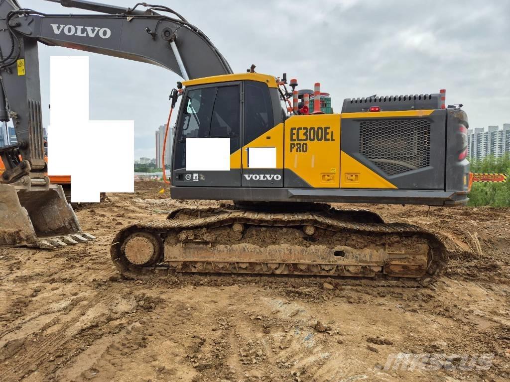 Volvo EC 300 EL Bagri goseničarji
