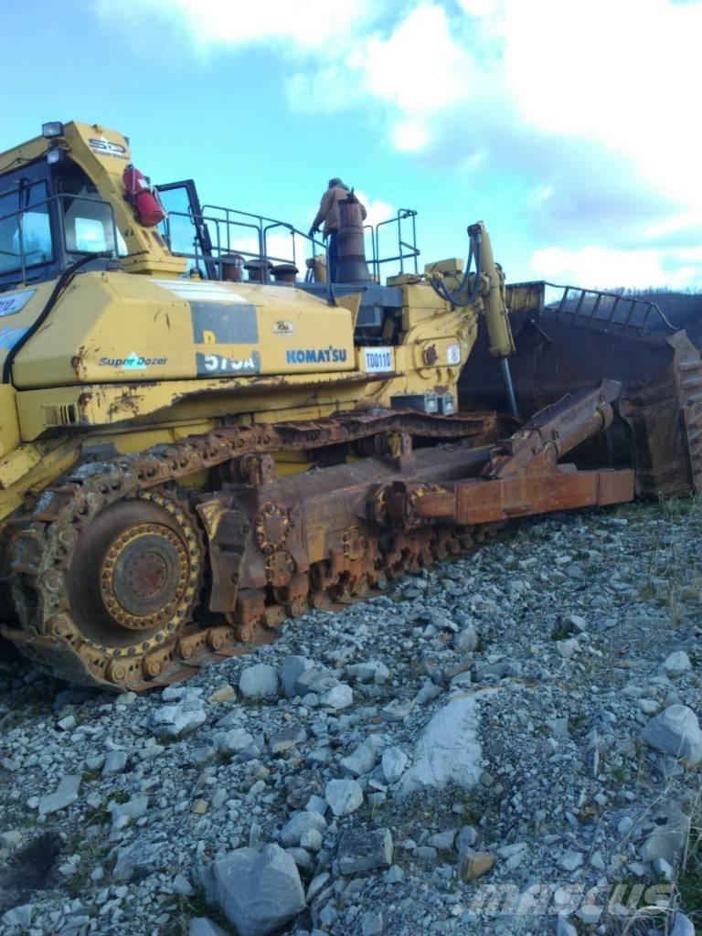 Komatsu D 575 A-3 Buldožerji goseničarji