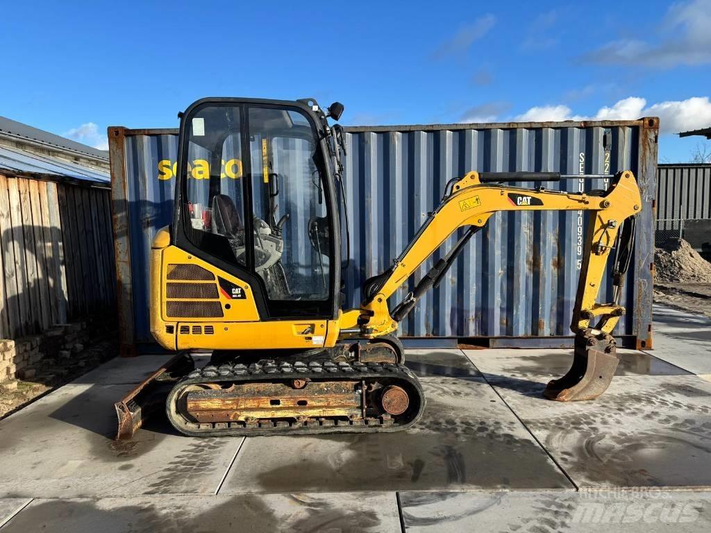 CAT 302.4 D Mini bagri <7t