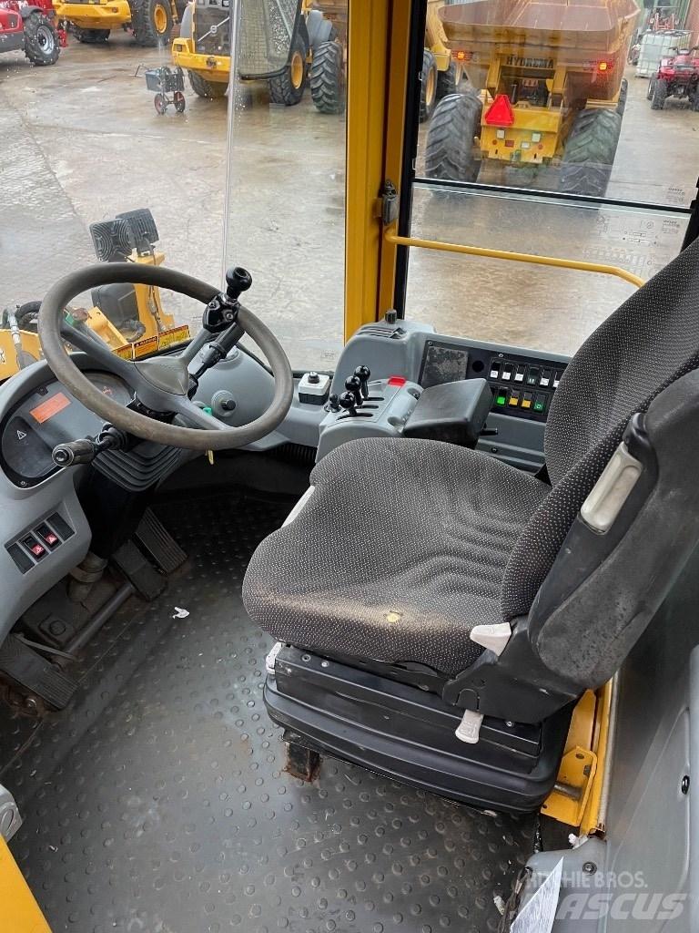 Volvo L60E Kolesni nakladalci