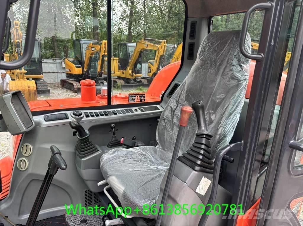 Doosan DX 60 Mini bagri <7t