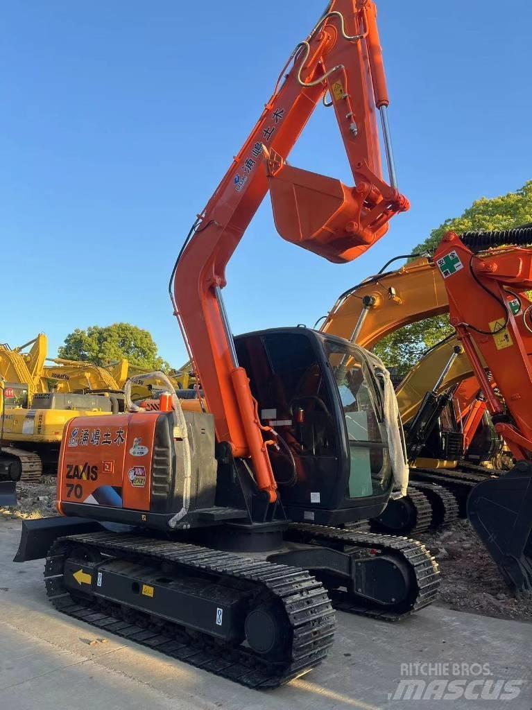 Hitachi ZX 70 Bagri goseničarji