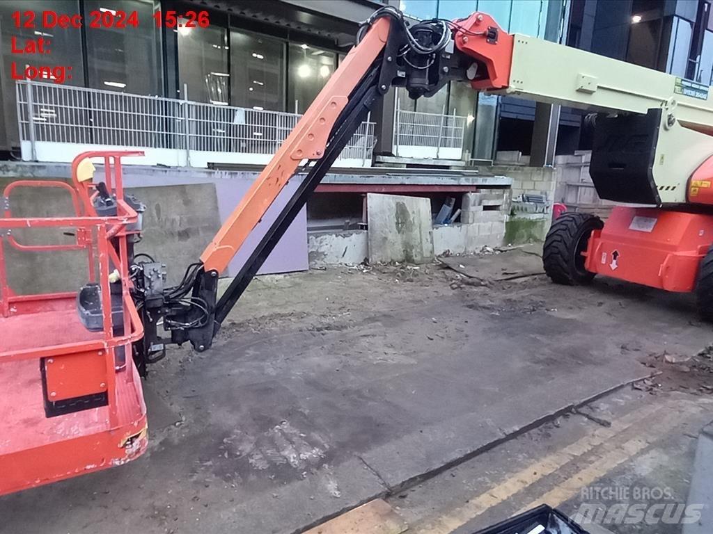 JLG 1250 AJP Zglobne dvižne ploščadi