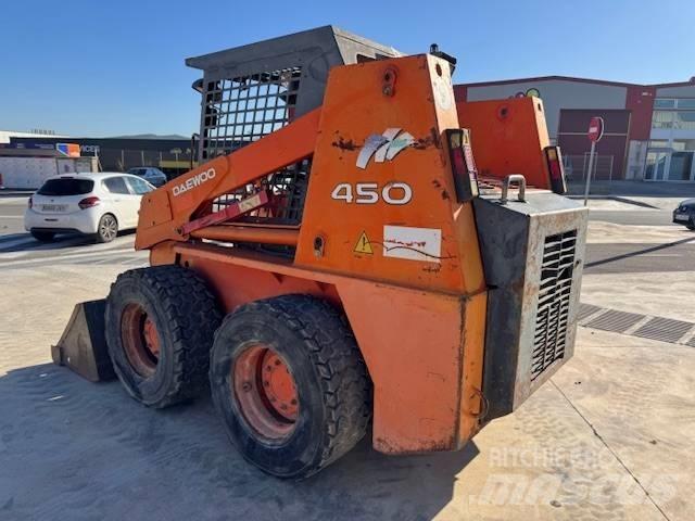 Daewoo 450P Skid steer mini nakladalci