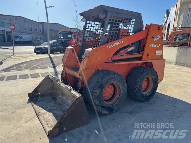 Daewoo 450P Skid steer mini nakladalci