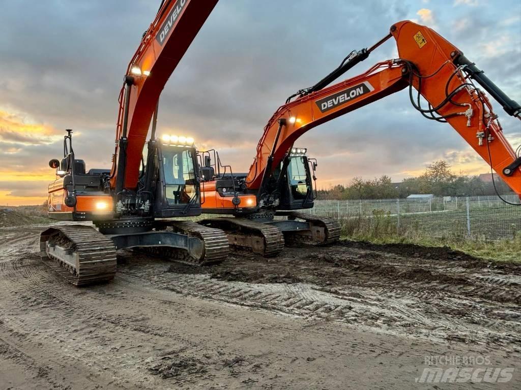 Doosan DX 255 Bagri goseničarji