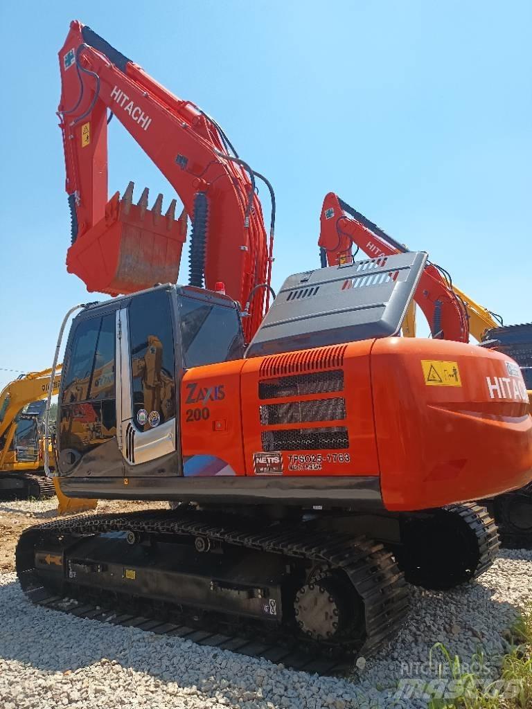 Hitachi ZX 200 Midi bagri 7t – 12t
