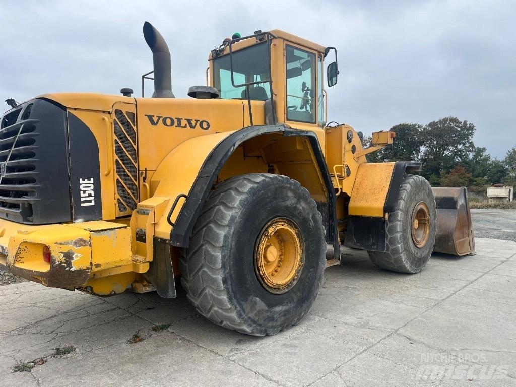 Volvo L 150 E Kolesni nakladalci