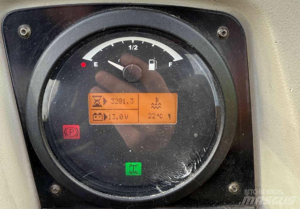 JLG 4017 RS Teleskopski viličarji