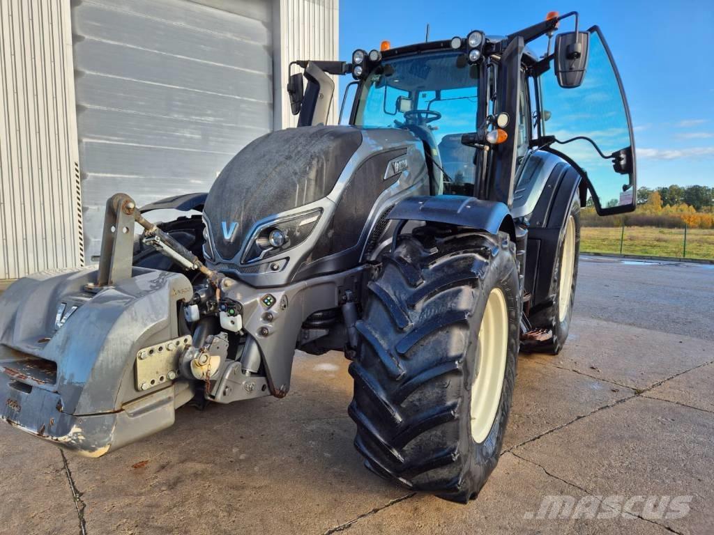 Valtra T 254 Traktorji