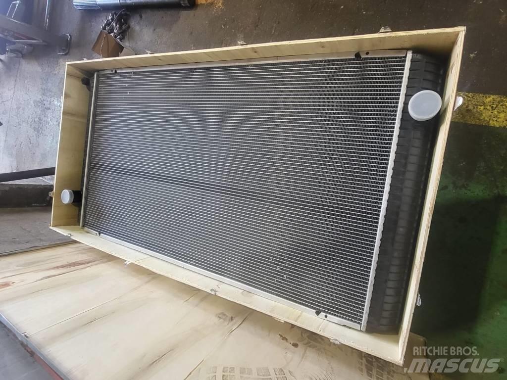 Volvo VOE15147470 Radiatorji
