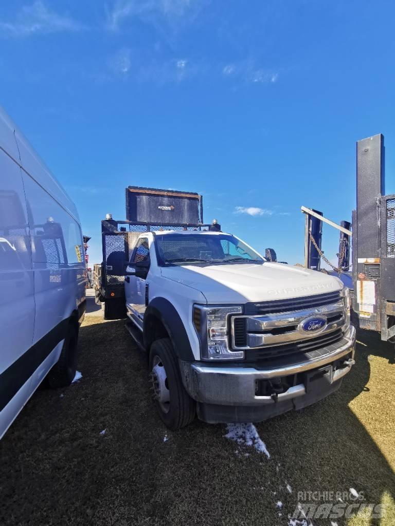 Ford F 550 XLT Tovornjaki s kesonom/platojem