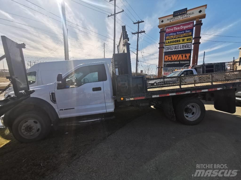 Ford F 550 XLT Tovornjaki s kesonom/platojem