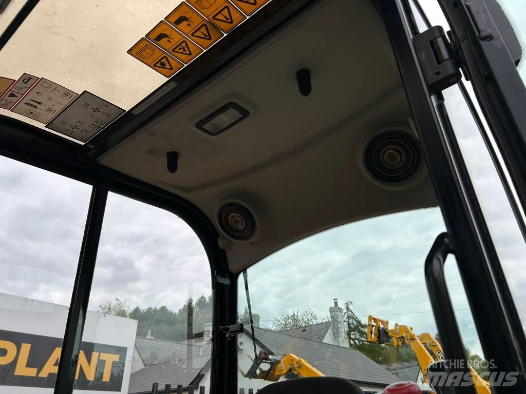 JCB 8026 CTS Mini bagri <7t