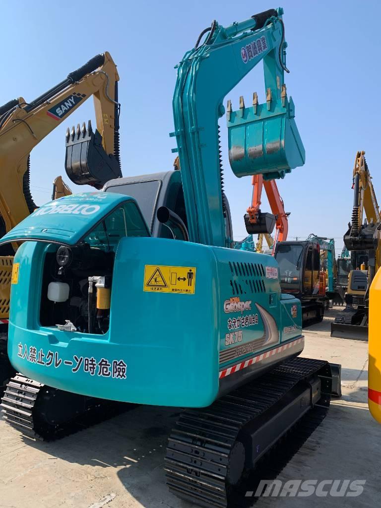 Kobelco SK 75 Bagri goseničarji