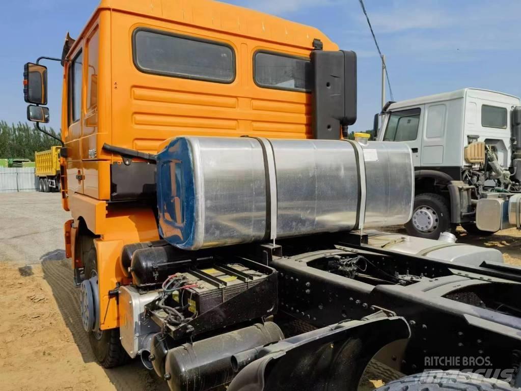 Shacman F3000 6X4 Vlačilci