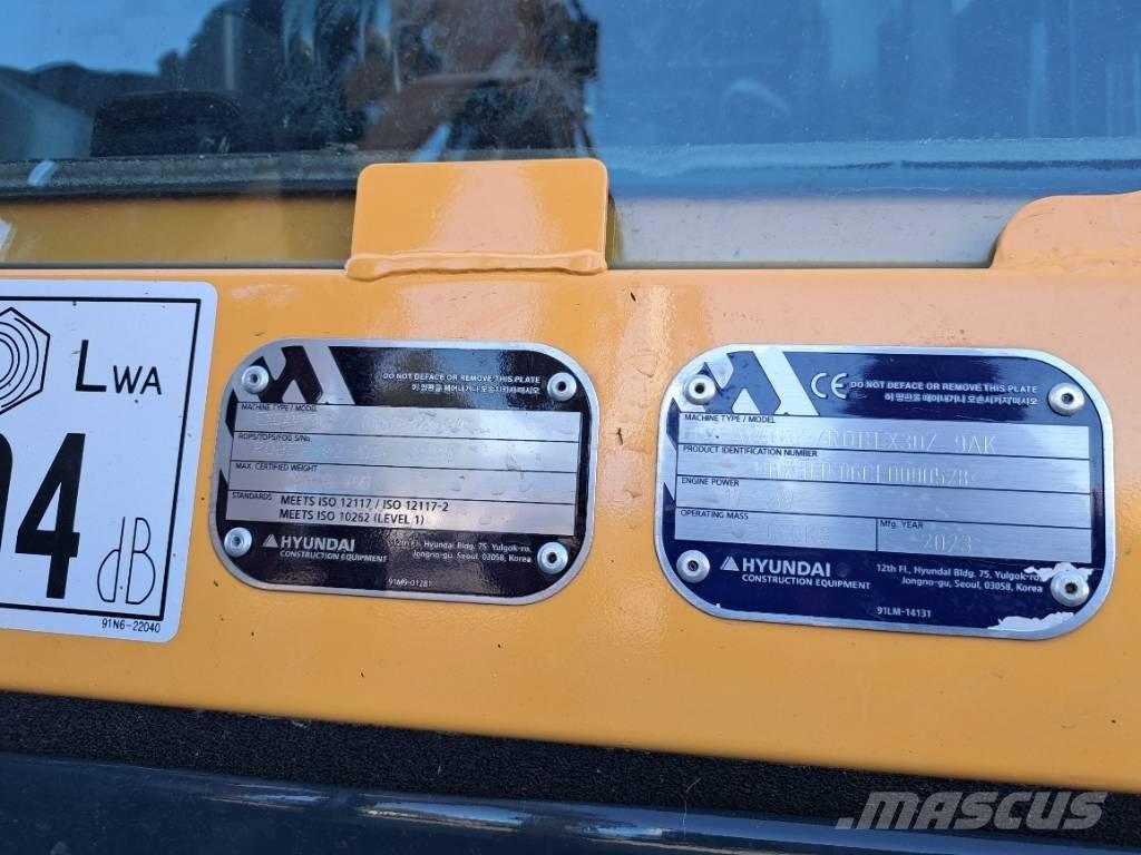 Hyundai R30 Z-9AK Mini bagri <7t