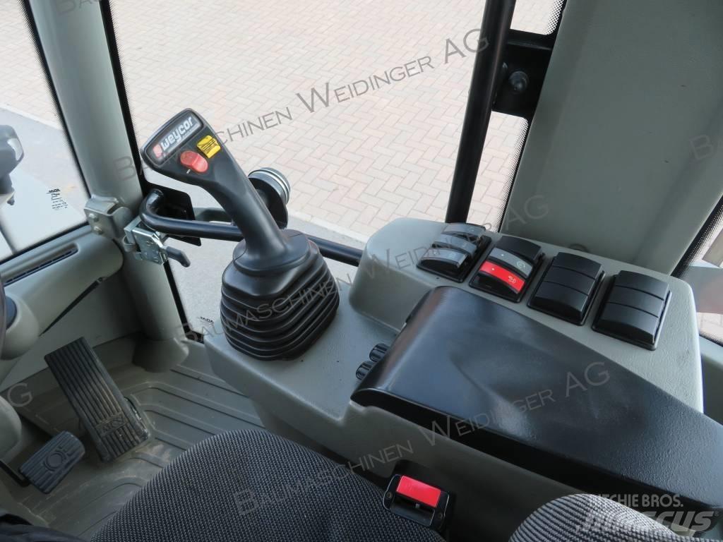Atlas AR 420 Kolesni nakladalci