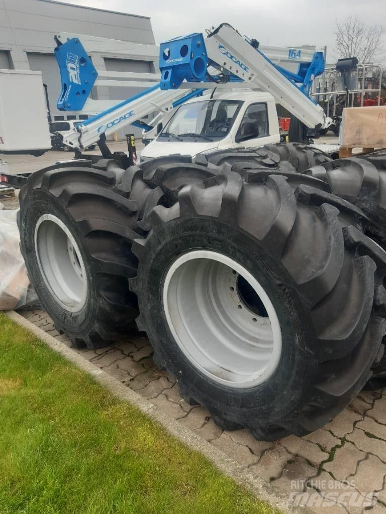 Nokian 600/50-24,5 Gume, kolesa in platišča