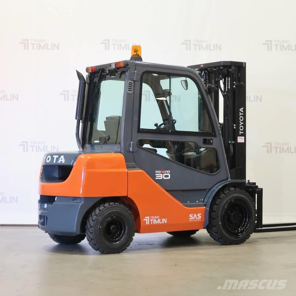 Toyota 02-8FDF30 Dizelski viličarji