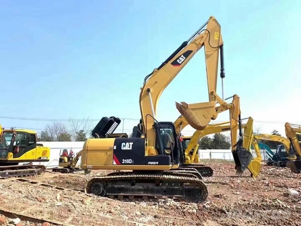 CAT 318d Bagri goseničarji