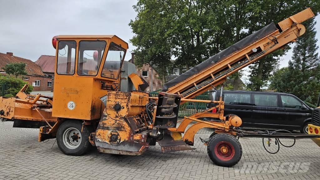 Dücker BF 800 Drugo