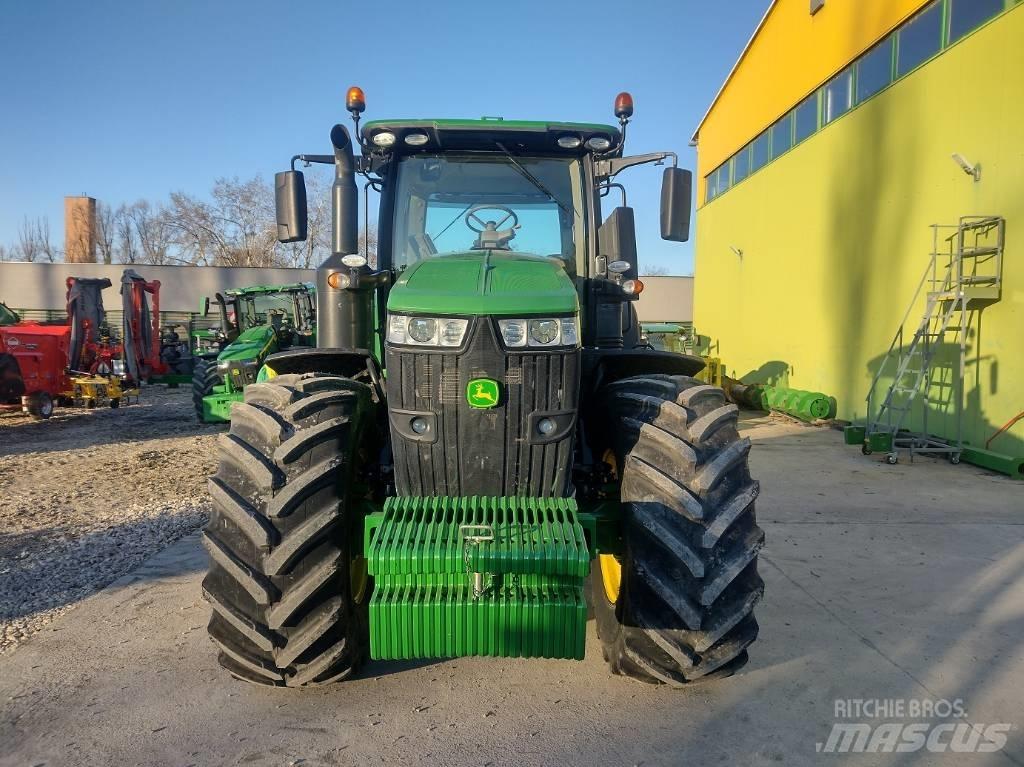 John Deere 7270 R Traktorji
