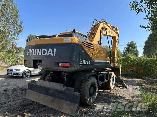 Hyundai 210W Bagri goseničarji