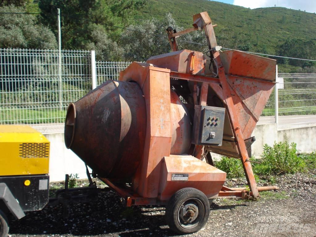  Betomil 550 L Mešalec betona / malte