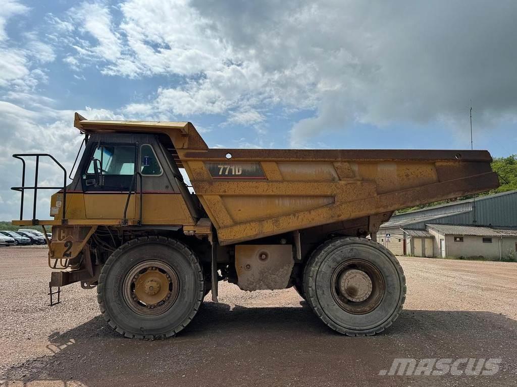 CAT 771D Ne cestni demperji