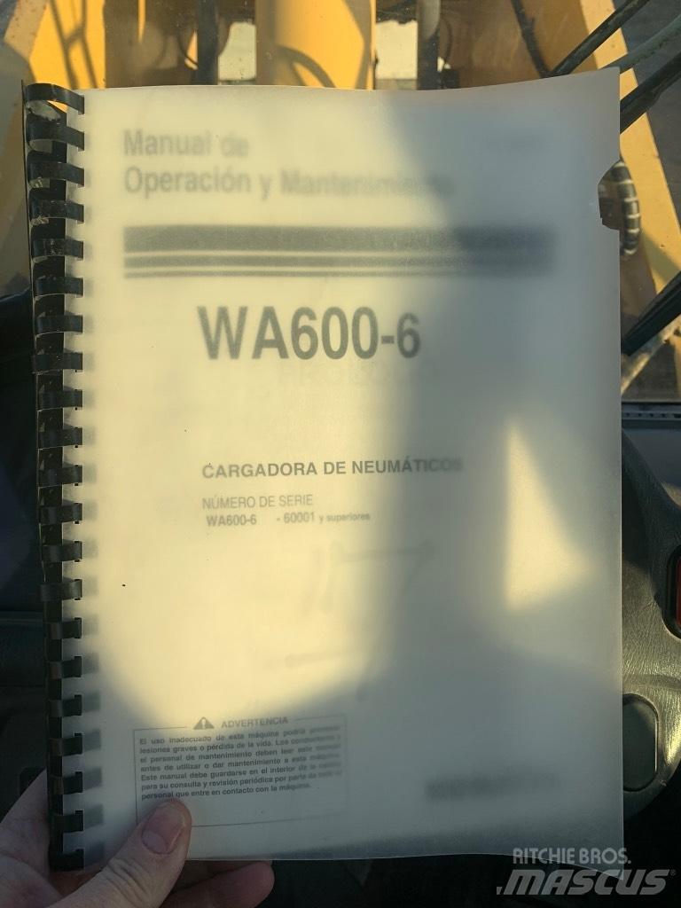 Komatsu Wa600-6 Kolesni nakladalci