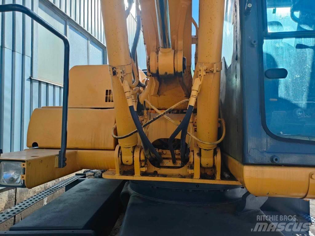 Komatsu PW 130ES-6K Bagri na kolesih