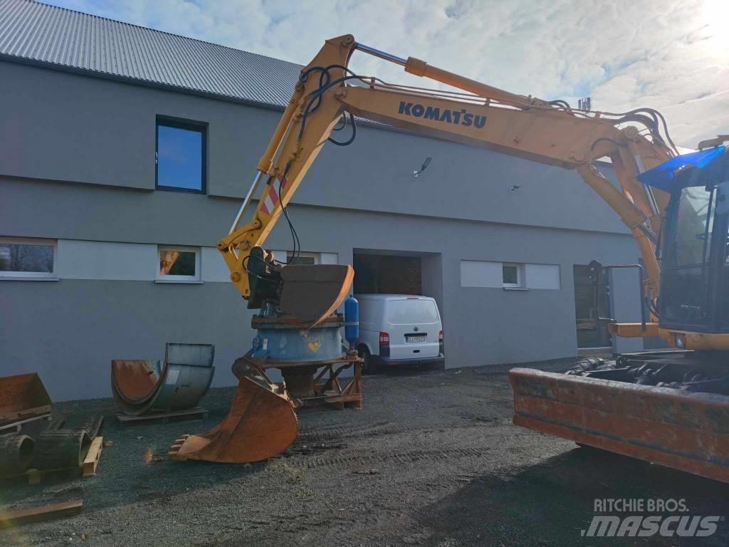 Komatsu PW 130ES-6K Bagri na kolesih