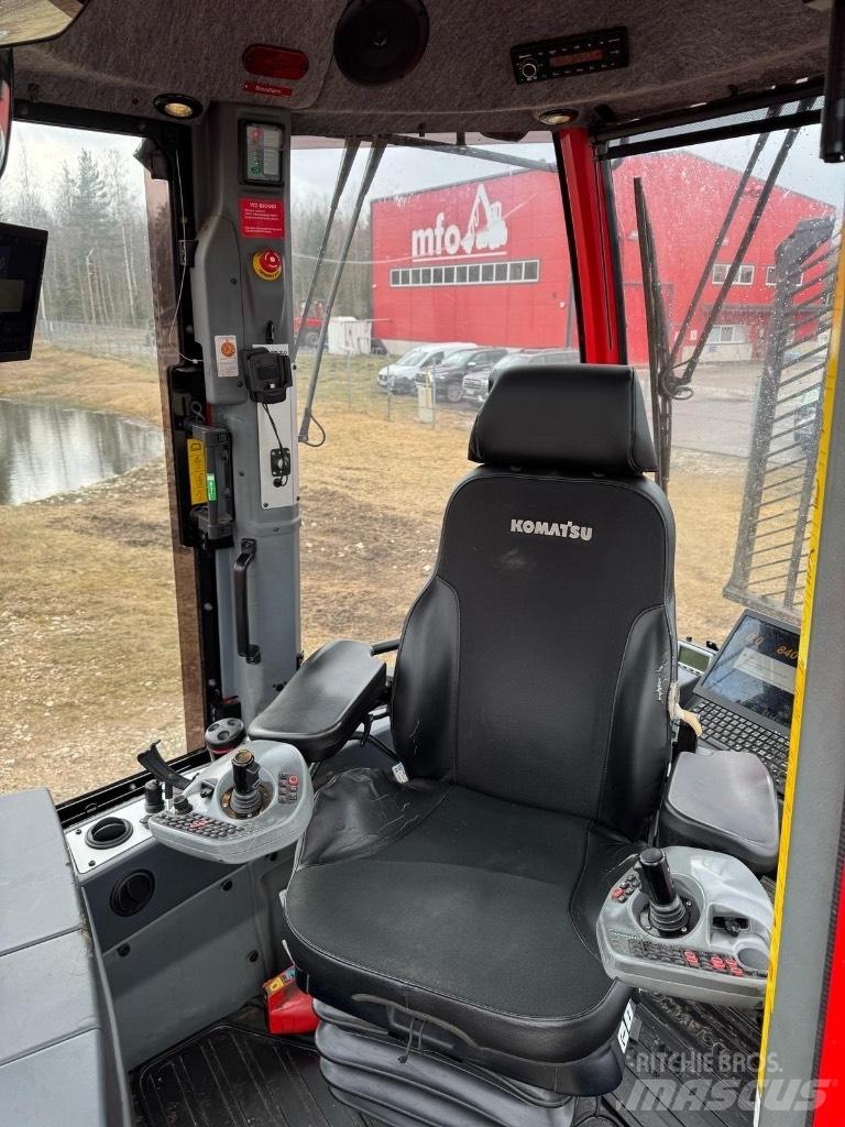Komatsu 855 Forwarderji