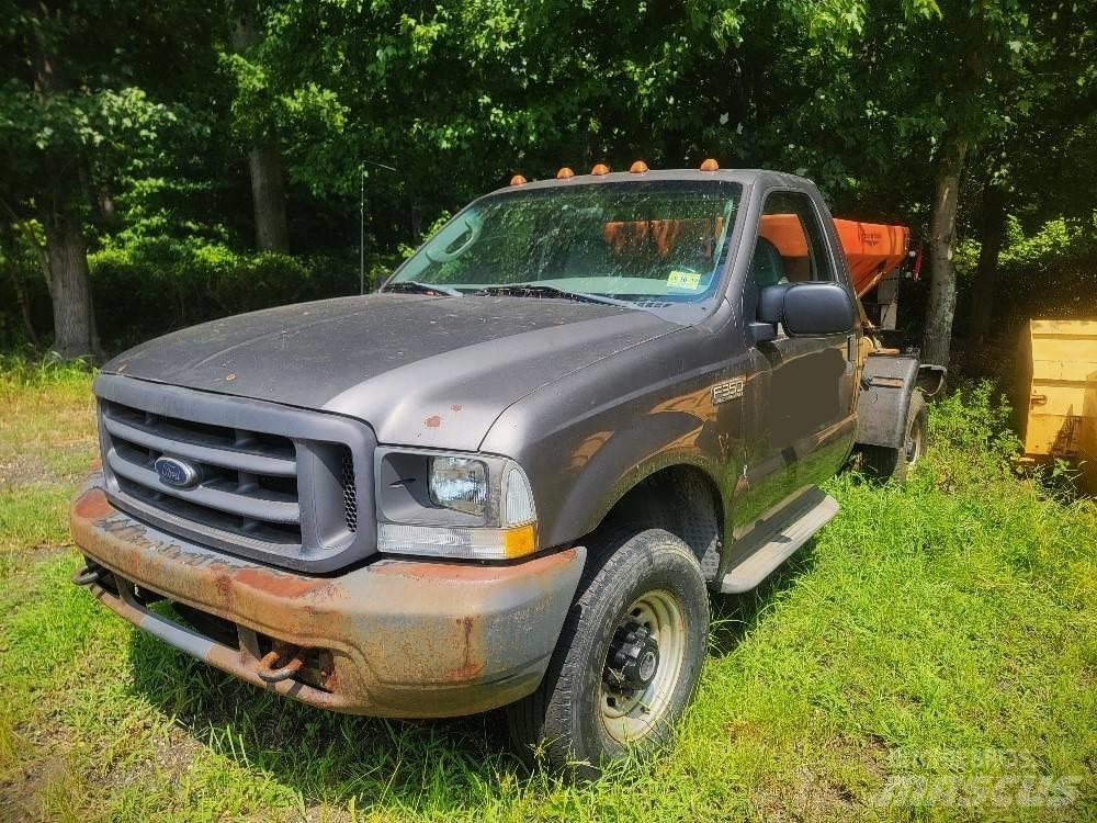 Ford F 350 Tovornjaki zabojniki