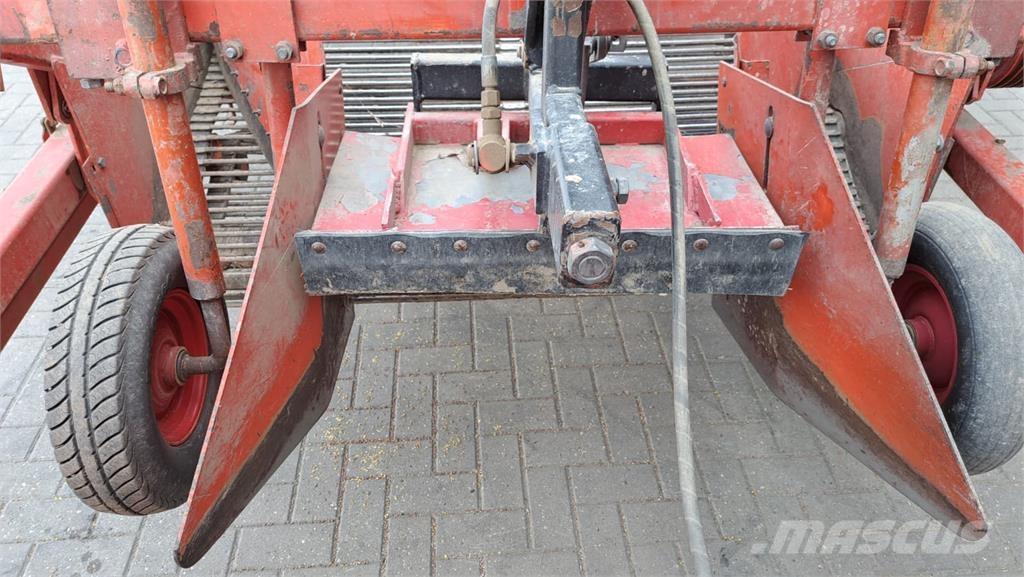 Amac F2 uienlader Stroji za žetje krompirja